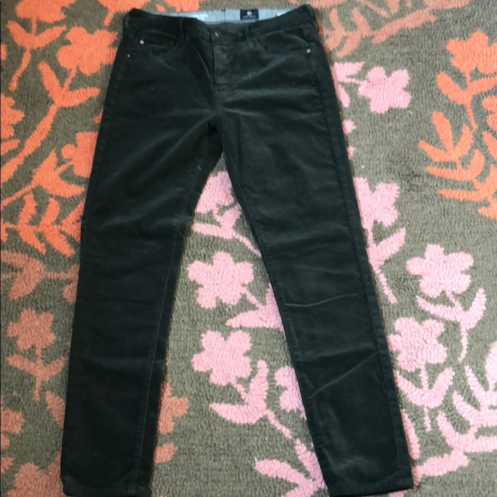 AG the Stevie Ankle Forest Green Cords size 28